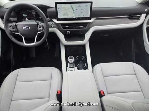 New 2026 Ford Explorer Platinum AWD/4WD image 10