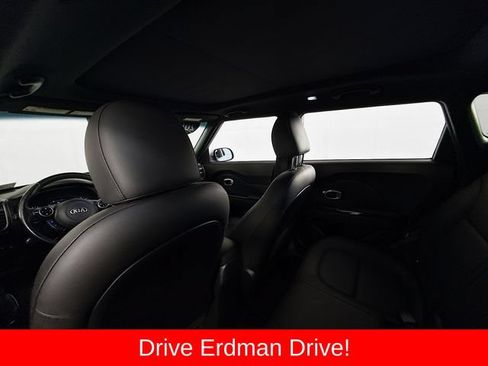 Used 2015 Kia Soul ! w/ Sun & Sound Package FWD image 10