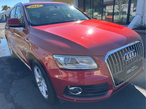Used 2015 Audi Q5 2.0T Premium Plus w/ Technology Package image 2