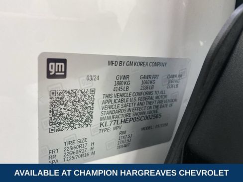 Used 2025 Chevrolet Trax LT w/ Driver Confidence Package FWD image 42
