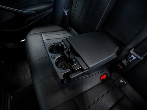 Used 2023 BMW 530e xDrive image 62