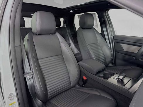 New 2026 Land Rover Discovery Sport Landmark image 26