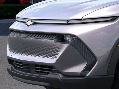 New 2026 Chevrolet Equinox EV LT image 13