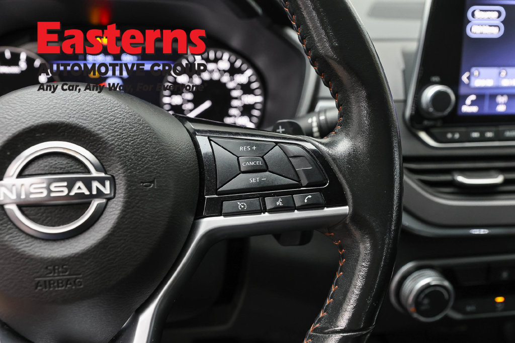 Used 2024 Nissan Altima 2.5 SR FWD image 17