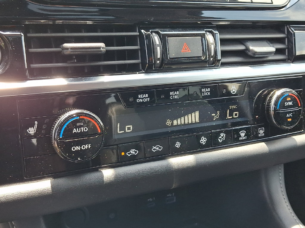 Certified 2023 Nissan Pathfinder SL w/ SL Premium Package AWD/4WD image 17