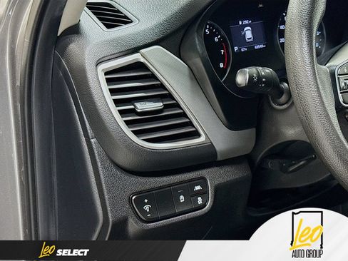 Used 2023 Kia Seltos LX AWD/4WD image 13