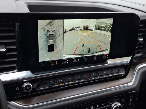 Used 2024 GMC Sierra 1500 SLT w/ SLT Premium Plus Package image 19