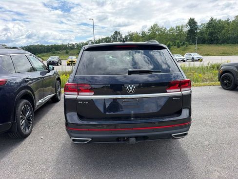 Used 2023 Volkswagen Atlas SE w/ Panoramic Sunroof Package AWD/4WD image 3