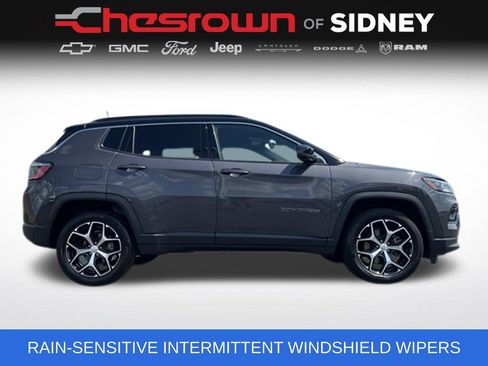 Used 2024 Jeep Compass Limited AWD/4WD image 12