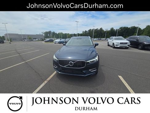 Used 2021 Volvo XC60 T5 Inscription w/ Protection Package Premier AWD/4WD image 3