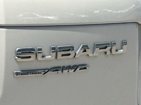 Used 2015 Subaru Forester 2.5i Premium w/ All-Weather Package AWD/4WD image 16