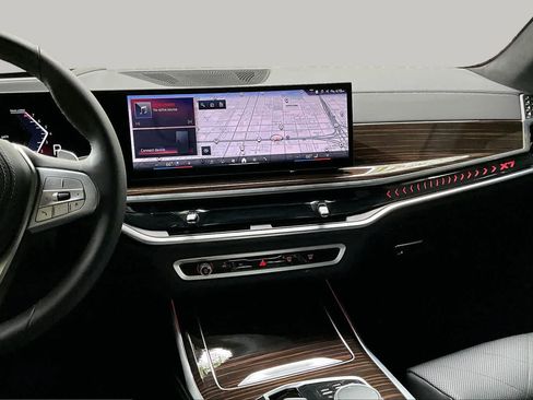Certified 2026 BMW X7 xDrive40i AWD/4WD image 6