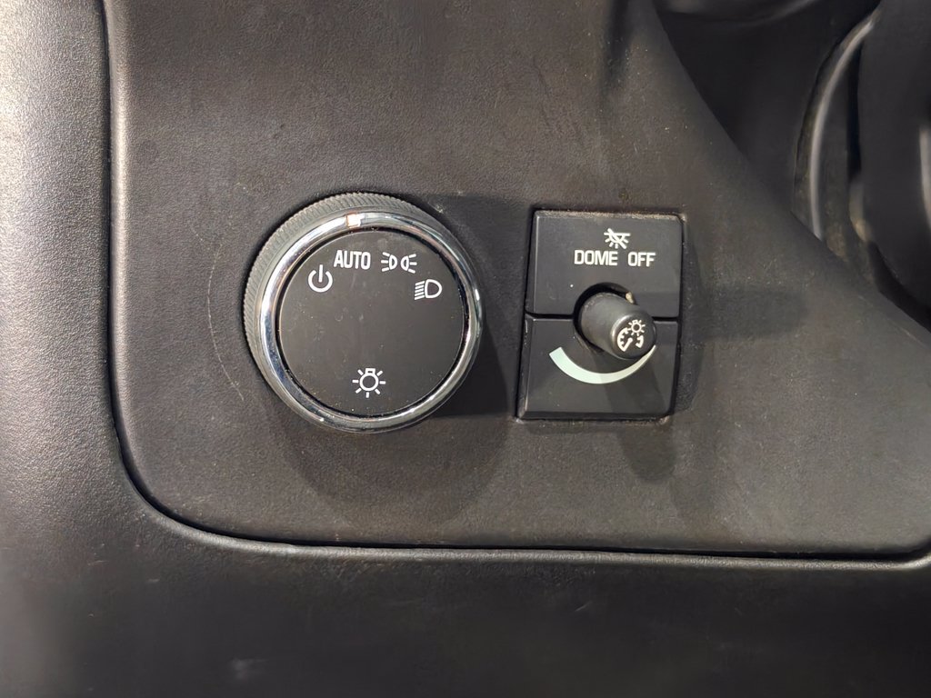 Used 2022 Chevrolet Express 3500 w/ Power Convenience Package RWD image 8