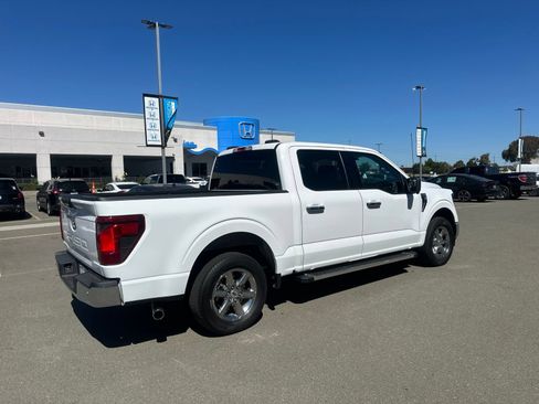 Used 2024 Ford F150 XLT RWD image 3