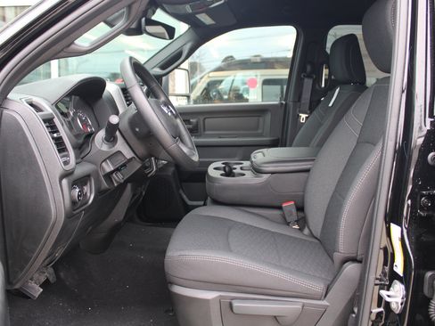 New 2026 RAM 2500 Tradesman AWD/4WD image 12