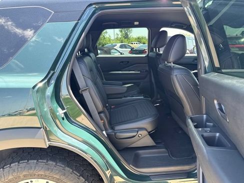 Used 2024 Nissan Pathfinder Rock Creek AWD/4WD image 25