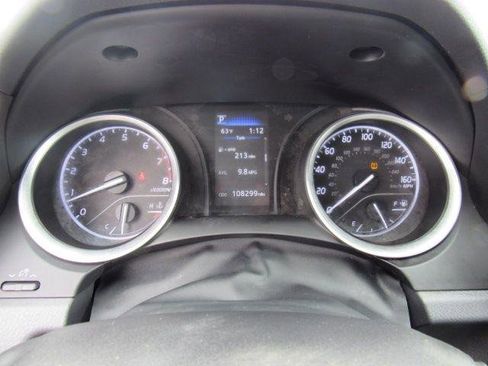 Used 2021 Toyota Camry LE image 13