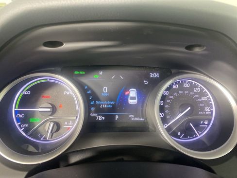 Used 2022 Toyota Camry XLE w/ Navigation Upgrade Package image 3