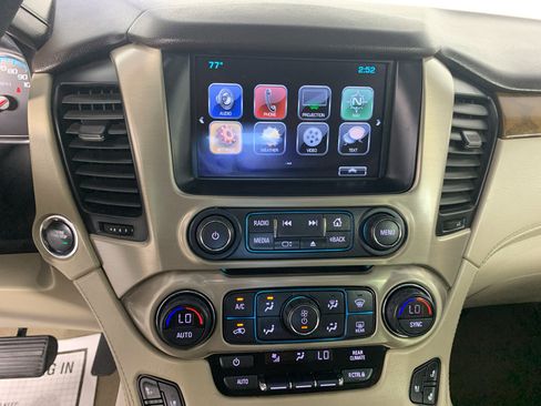 Used 2020 GMC Yukon Denali w/ Denali Ultimate Package RWD image 26