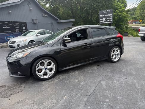 Used 2014 Ford Focus ST w/ Equipment Group 202A FWD image 20