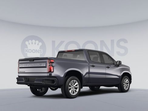 Used 2022 Chevrolet Silverado 1500 Custom image 4