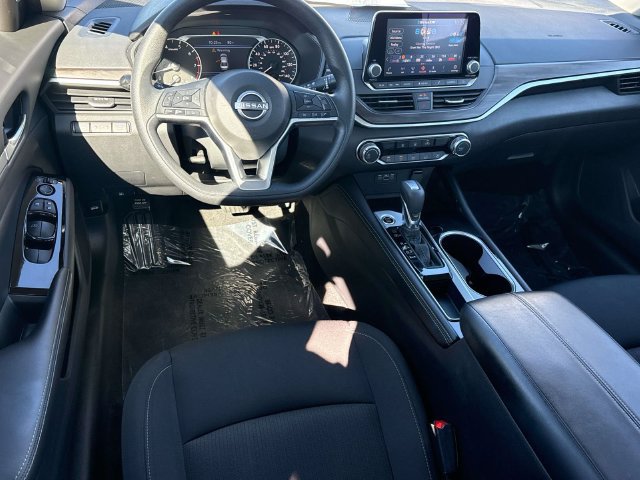 Certified 2023 Nissan Altima 2.5 SV FWD image 11