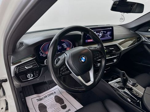 Used 2021 BMW 530i w/ Convenience Package RWD image 10