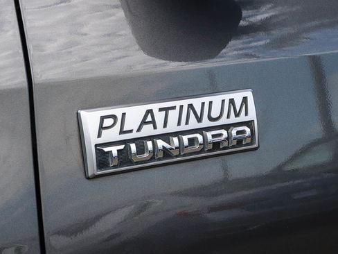 Used 2020 Toyota Tundra Platinum AWD/4WD image 17