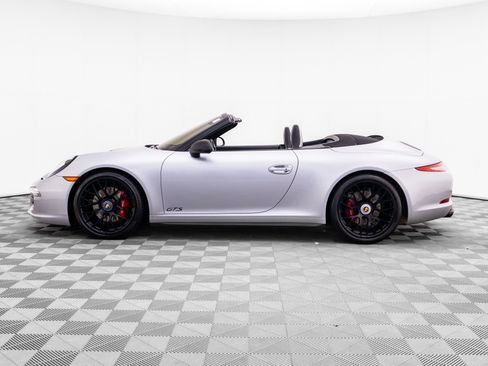 Used 2015 Porsche 911 Carrera GTS RWD image 2