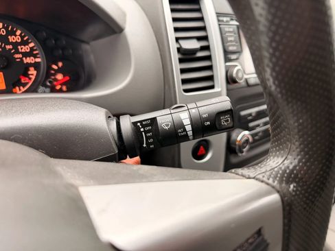 Used 2015 Nissan Xterra S w/ Value Package image 33