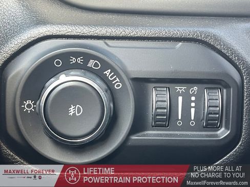 Used 2021 Jeep Wrangler Unlimited Sport image 12