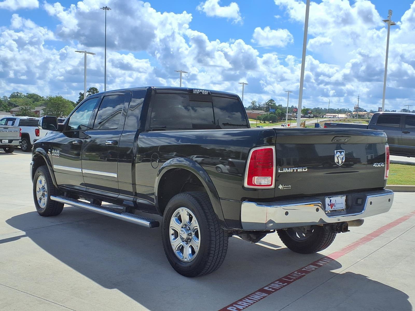 Used 2014 RAM 2500 Limited AWD/4WD image 2