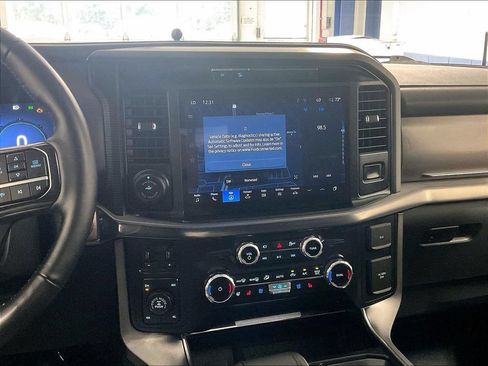 Used 2025 Ford F150 Platinum w/ Equipment Group 702A High AWD/4WD image 18