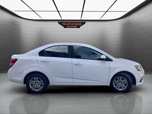 Used 2018 Chevrolet Sonic LS image 4