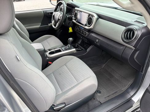 Used 2022 Toyota Tacoma SR5 image 25