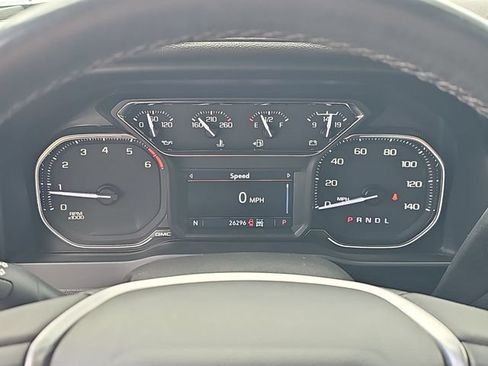 Used 2022 GMC Sierra 2500 SLT w/ Driver Alert Package I AWD/4WD image 10