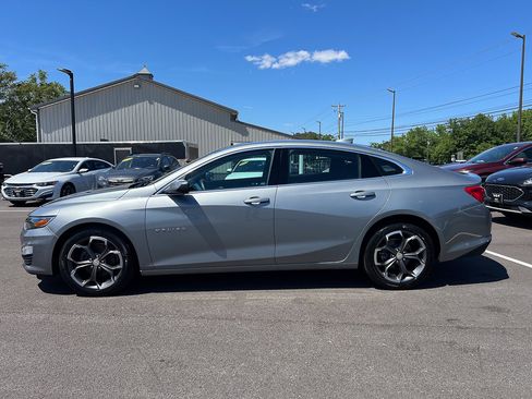 Used 2023 Chevrolet Malibu LT FWD image 2