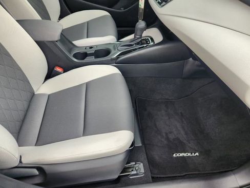 Certified 2025 Toyota Corolla LE image 14