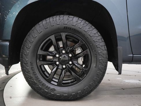 Used 2021 Chevrolet Silverado 1500 RST AWD/4WD image 30