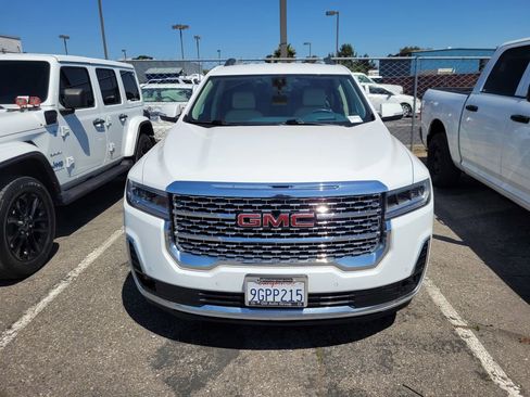 Used 2023 GMC Acadia Denali AWD/4WD image 2