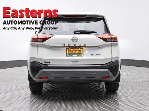 Used 2023 Nissan Rogue SV w/ SV Premium B Package AWD/4WD image 6
