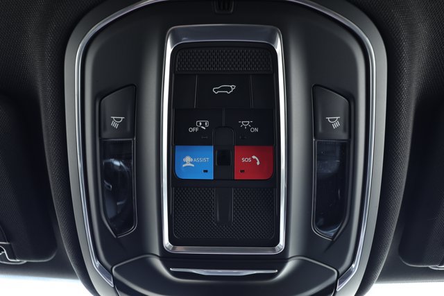 New 2027 Jeep Grand Cherokee Limited RWD image 20