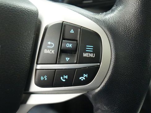 Used 2022 Ford Explorer XLT w/ Equipment Group 202A AWD/4WD image 44