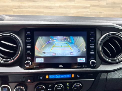Used 2023 Toyota Tacoma TRD Off-Road w/ TRD Premium Off Road Package AWD/4WD image 25