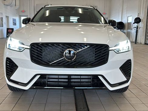 New 2026 Volvo XC60 T8 Plus w/ Climate Package AWD/4WD image 10