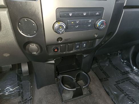 Used 2012 Nissan Titan SV image 18