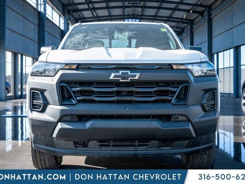 New 2026 Chevrolet Colorado W/T w/ WT Custom Package AWD/4WD image 34