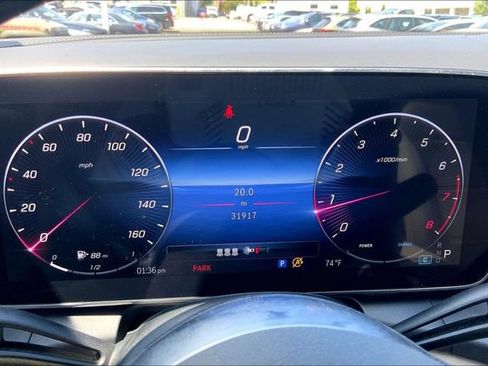 Used 2023 Mercedes-Benz GLC 300 4MATIC image 22