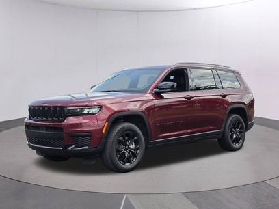 Used 2025 Jeep Grand Cherokee L Altitude