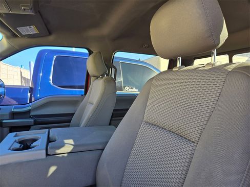 Used 2015 Ford F150 XLT w/ Equipment Group 302A Luxury image 4